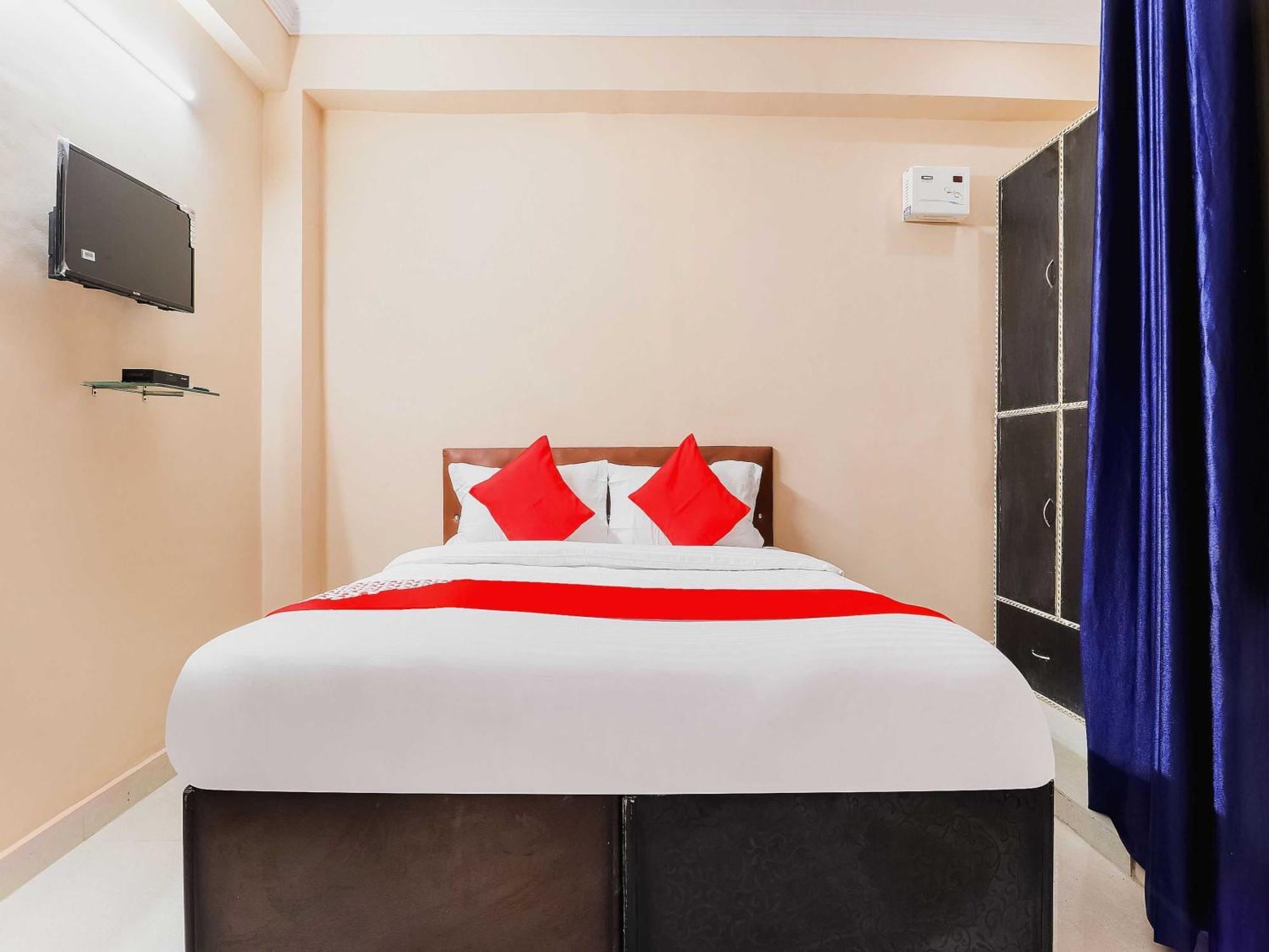Hotel O Kalawati Palace Bhauli Екстериор снимка