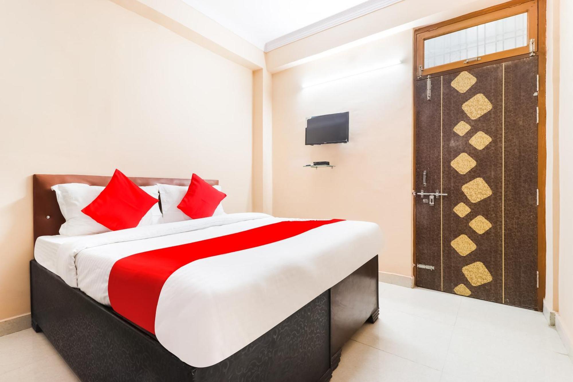 Hotel O Kalawati Palace Bhauli Екстериор снимка