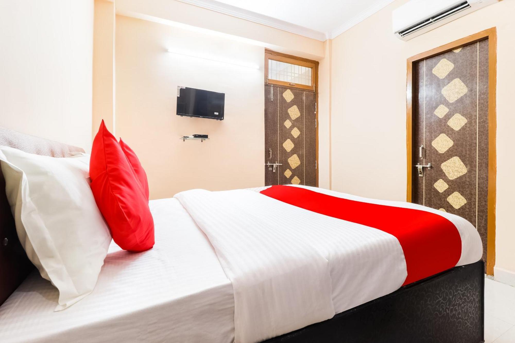 Hotel O Kalawati Palace Bhauli Екстериор снимка